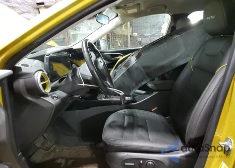 2025 Chevrolet Trax Activ from USA, damaged, VIN KL77LKEP2SC023804